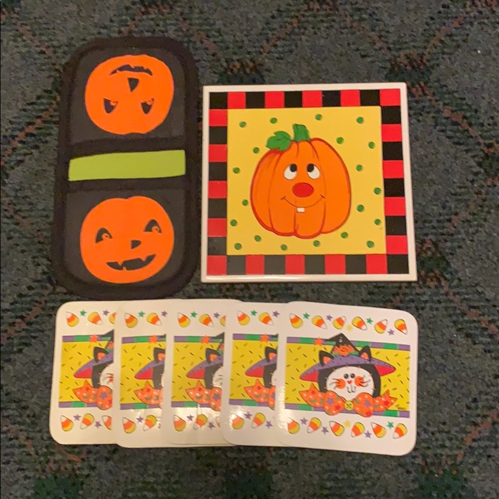 Fall/Halloween decor&kitchen set